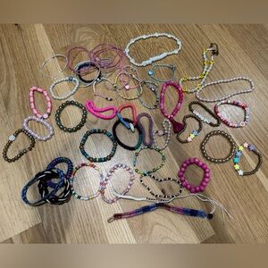 great VALUE Various beaded jewelry 30+ pieces